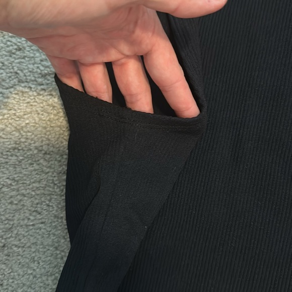 Abercrombie & Fitch size small soft black mock neck tank π©΅ - Picture 2 of 6